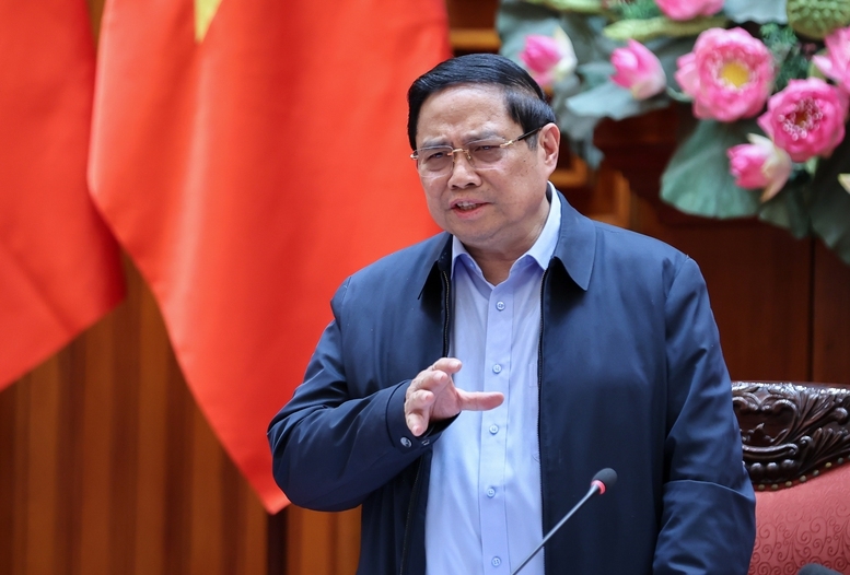 Thủ tướng yêu cầu trước mắt Quảng Trị tập trung nguồn lực để khắc phục sạt lở, khôi phục chỗ ở cho 12 hộ dân tại Khe Sanh - Ảnh: VGP