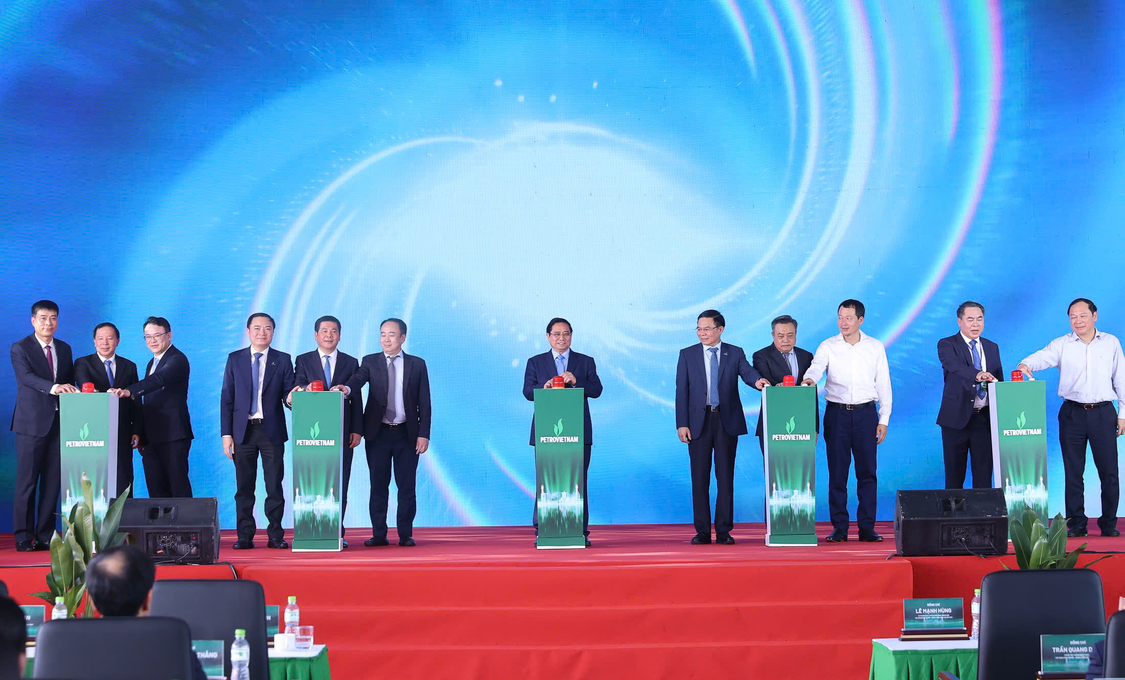 Khánh thành nhà máy điện LNG đầu tiên tại Việt Nam