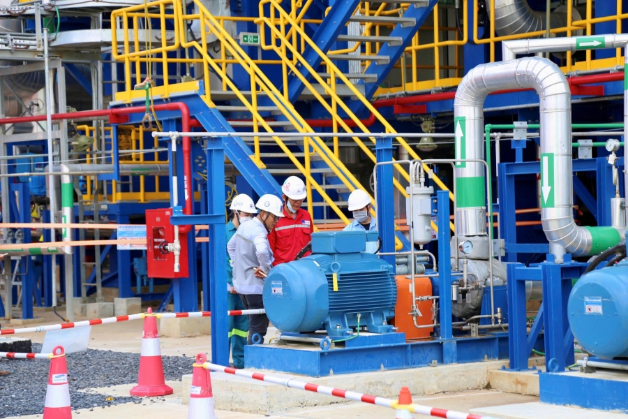 Dự án được đầu tư&nbsp;theo chuẩn công nghệ hiện đại, sử dụng tuabin khí thế hệ 9HA.02 của GE (Hoa Kỳ)&nbsp;– dòng tuabin có công nghệ, công suất, hiệu suất cao nhất trên thế giới hiện nay.