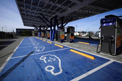 Châu Âu tìm cách “câu giờ” cho ngành công nghiệp ô tô đang mắc kẹt