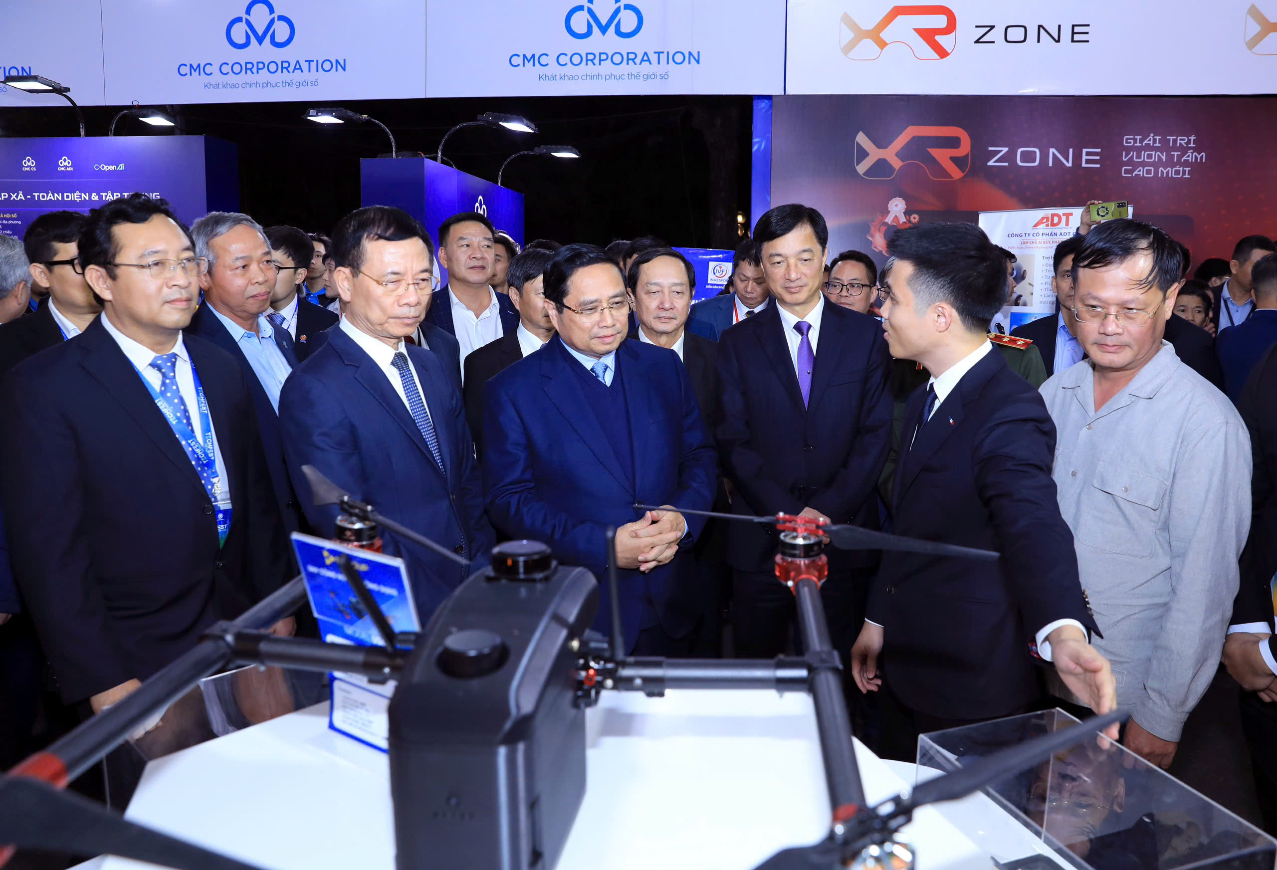 Trong khuôn khổ Ngày hội khởi nghiệp đổi mới sáng tạo Việt Nam- TECHFEST 2025, Tập đoàn Công nghệ CMC giới thiệu Hệ sinh thái Chuyển đổi số toàn diện cấp phường, xã. 