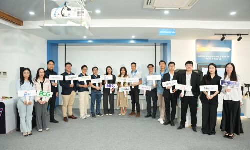 Hơn 40 phiên kết nối chuyên sâu tại Chương trình VietLeap AI Accelerator