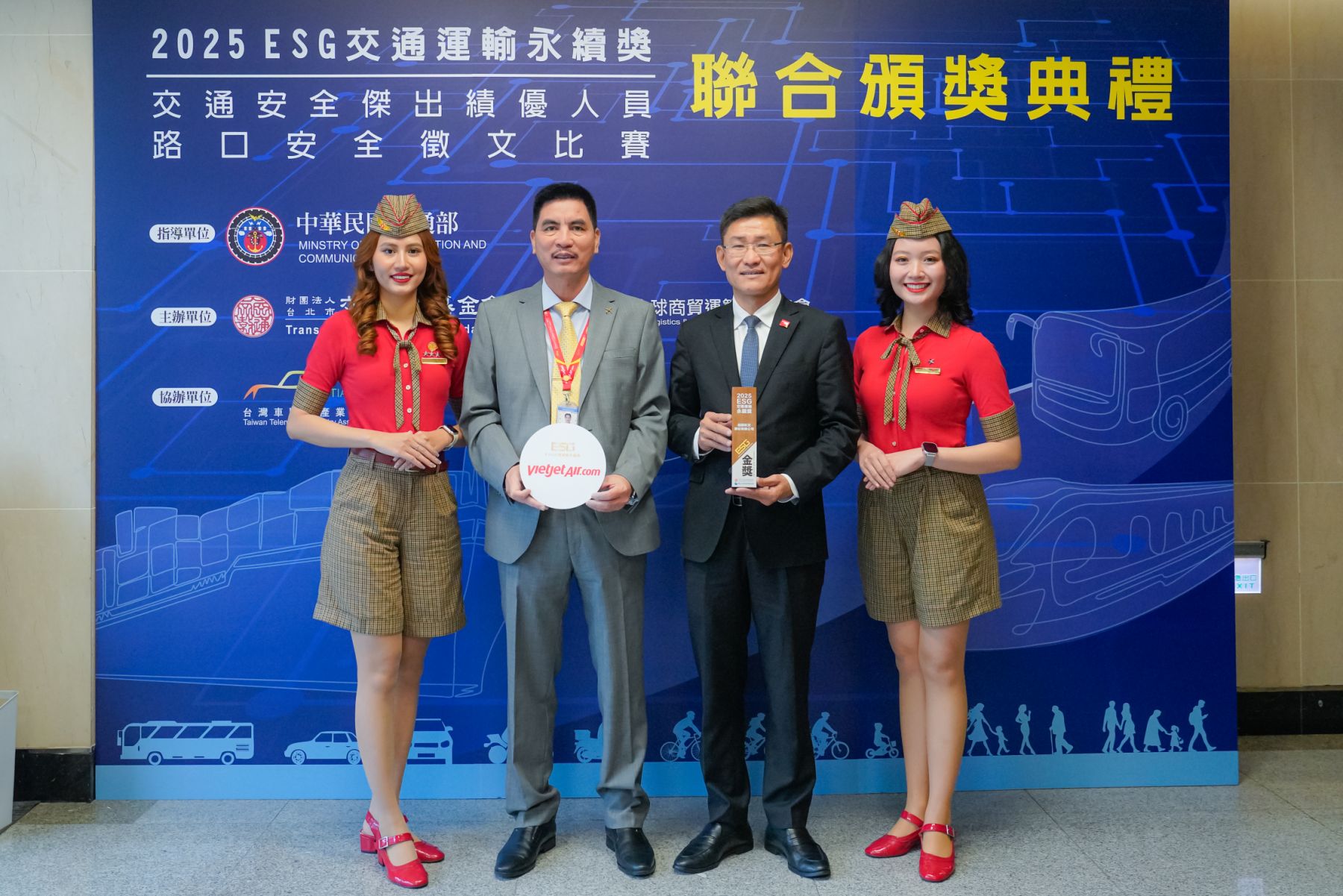 Vietjet là doanh nghiệp nước ngoài duy nhất được vinh danh tại sự kiện.