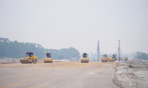 Tập trung thi công đường cất hạ cánh, Cảng hàng không Quảng Trị chạy đua tiến độ