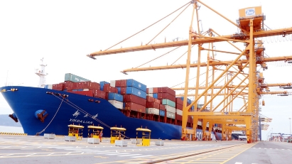 Hai Phong Port's container throughput surpasses 2mln TEUs 