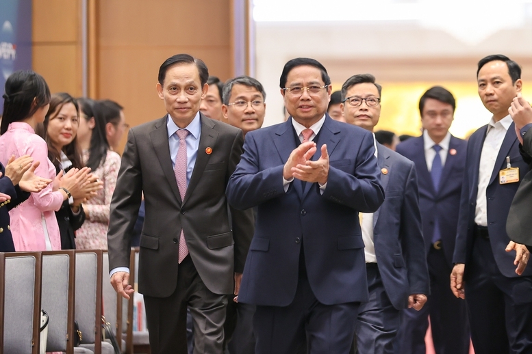 Thủ tướng Chính phủ Phạm Minh Chính tới dự lễ kỷ niệm 50 năm thành lập (1975 - 2025) và đón nhận Huân chương Lao động hạng Nhất của Ủy ban Biên giới quốc gia, Bộ Ngoại giao- Ảnh: VGP