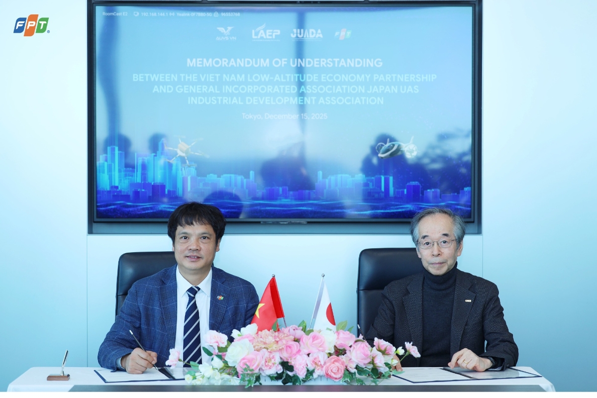 Ông Nguyễn Văn Khoa, Chủ tịch LAEP và ông Shinji Suzuki, Chủ tịch JUIDA ký kết hợp tác chiến lược, ngày 15/12.