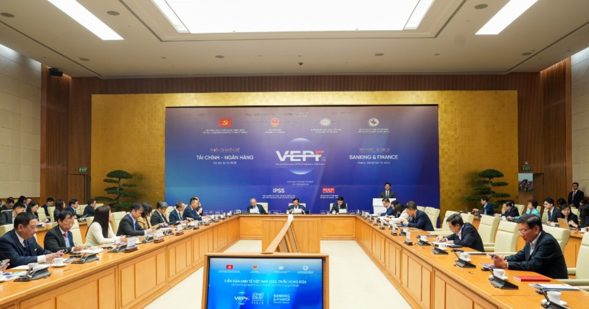 Vietnam Economy in 2025 and Prospects in 2026 Forum opens - VnEconomy