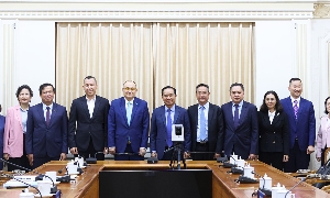 TP. Hồ Chí Minh và Kazakhstan tăng cường hợp tác hàng không và thương mại