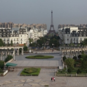 Vì sao cú sụp đổ bất động sản Trung Quốc phải được “giữ kín”?