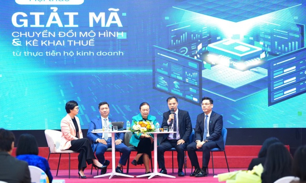Hội thảo với chủ đề “Giải mã chuyển đổi mô hình và kê khai thuế: Từ thực tiễn hộ kinh doanh”