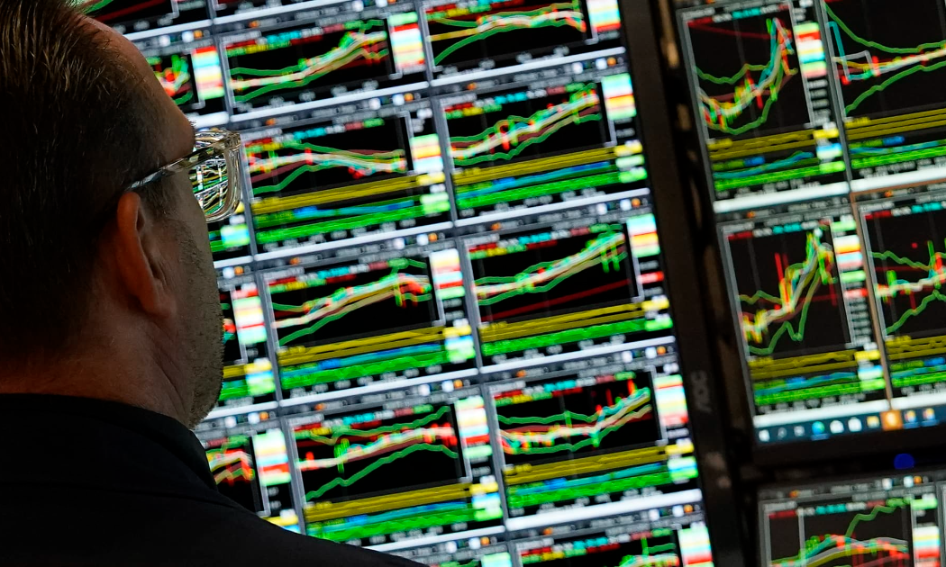 Lạc quan về thị trường, các quỹ đầu tư nắm tiền mặt ít chưa từng thấy