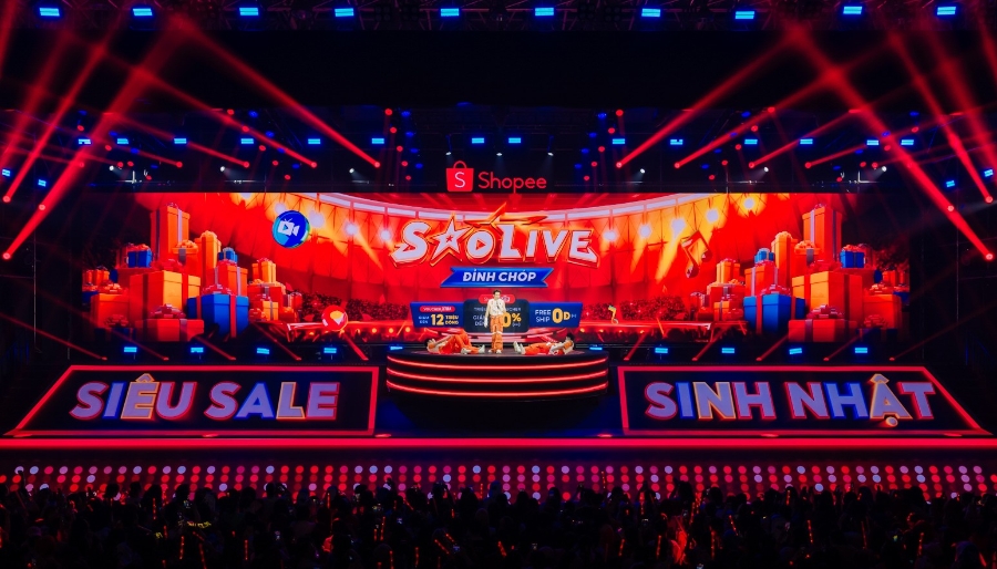 “Birthday music show - Shopee sao live đỉnh chóp” và livestream “Sao thì sao” đạt hơn 13 triệu lượt xem khắp các nền tảng.