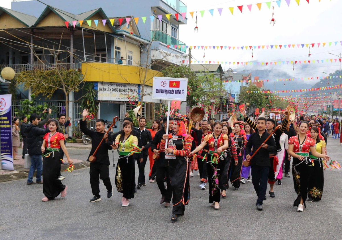 Người dân từ biên giới 3 quốc gia Việt Nam - Lào - Trung Quốc sẽ về dự Lễ hội Ném còn.