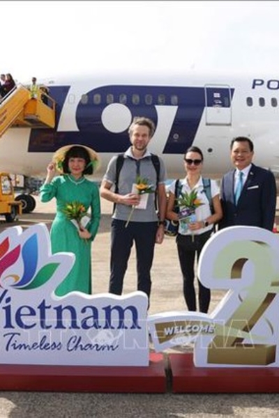 Vietnam welcomes 20 millionth foreign visitor in single year for first time