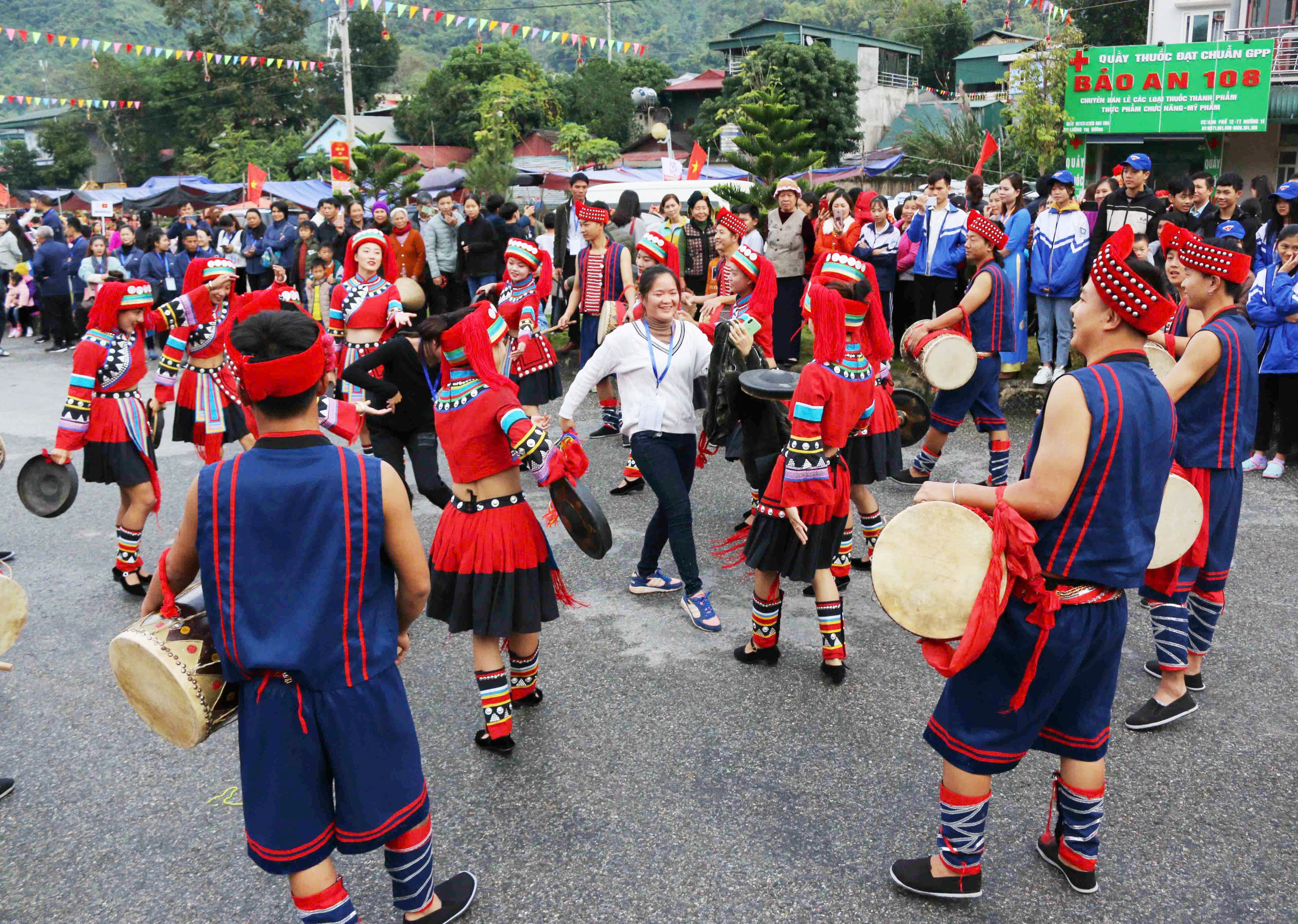 Ngày hội của các dân tộc thiểu số đến từ 3 quốc gia, cùng vun đắp tình hữu nghị