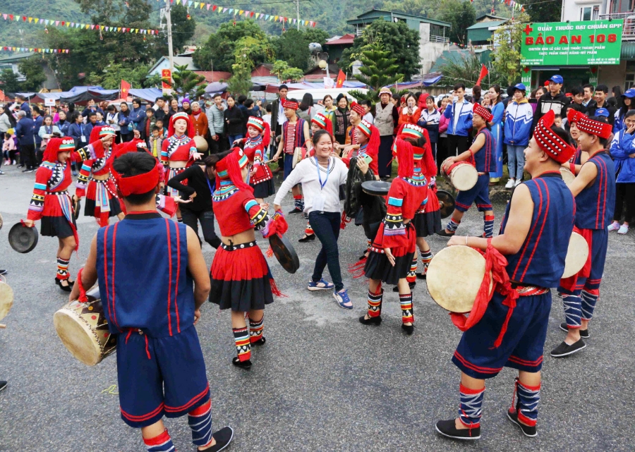 Ngày hội của các dân tộc thiểu số đến từ 3 quốc gia, cùng vun đắp tình hữu nghị