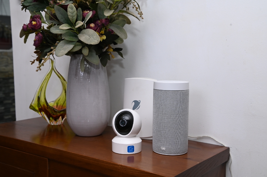 Nhiều thiết bị thông minh do VNPT sản xuất.