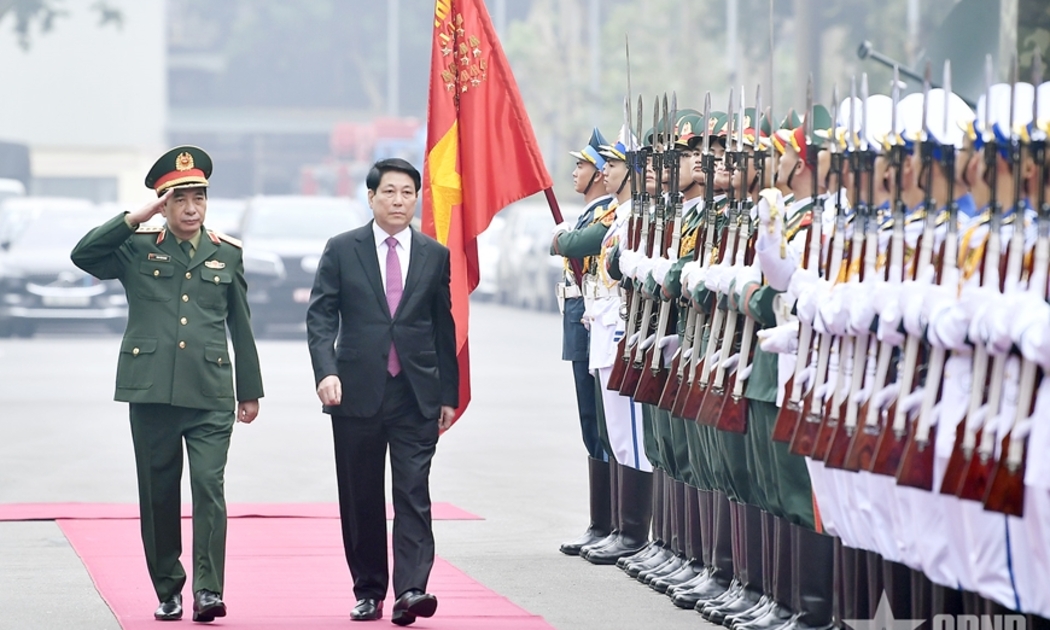 Chủ tịch nước Lương Cường dự, chỉ đạo Hội nghị Quân chính toàn quân năm 2025. Ảnh: QĐND