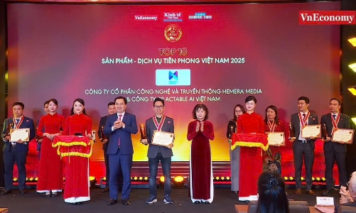 Marcom AI lọt Top 10 Sản phẩm – Dịch vụ Tiên phong 2025: Dấu ấn AI Việt trong lĩnh vực truyền thông