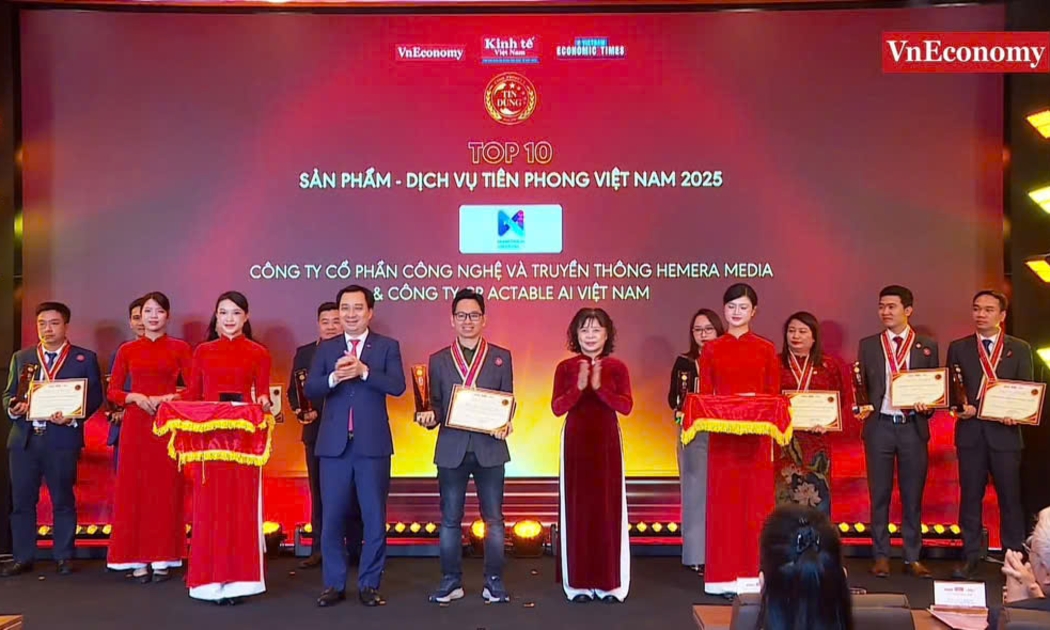Marcom AI lọt Top 10 Sản phẩm – Dịch vụ Tiên phong 2025: Dấu ấn AI Việt trong lĩnh vực truyền thông