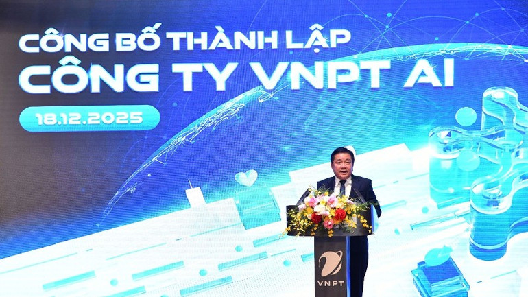 Ông Huỳnh Quang Liêm, Tổng Giám đốc VNPT phát biểu tại lễ.