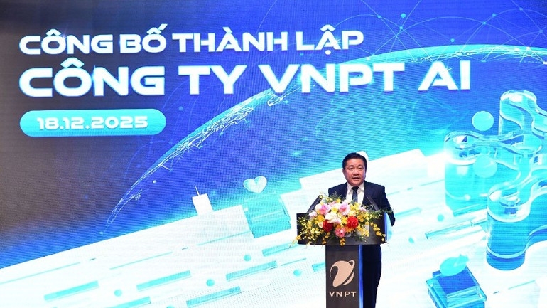 Ông Huỳnh Quang Liêm, Tổng Giám đốc VNPT phát biểu tại lễ.