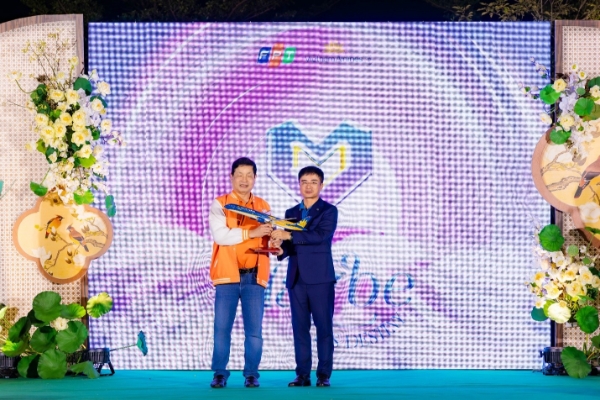 FPT và Vietnam Airlines đã mở rộng hợp tác từ lĩnh vực công nghệ sang văn hóa doanh nghiệp với sáng kiến kết nối cán bộ nhân viên MAYBE – Biết đâu đó là định mệnh.