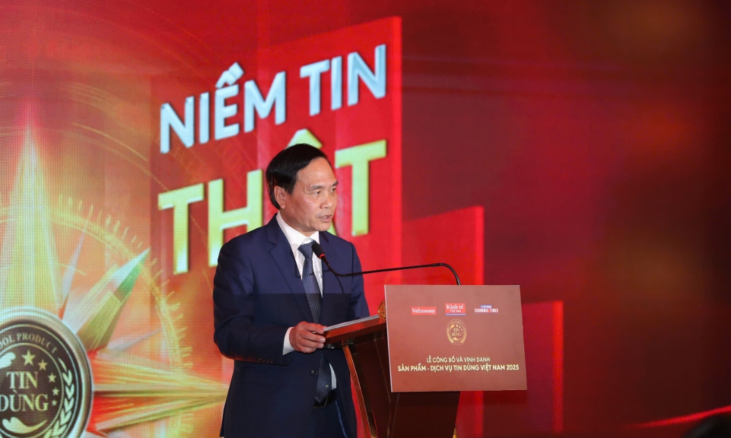 PGS.TS Phạm Ngọc Linh: Bảo vệ người tiêu dùng cũng đồng nghĩa với bảo vệ thị trường, bảo vệ thế hệ tương lai