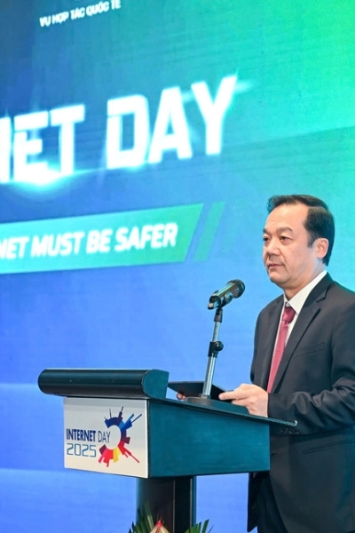 Internet Day 2025 opens in Hanoi