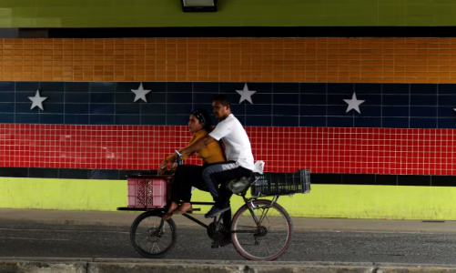 Nhà đầu tư toàn cầu mua mạnh trái phiếu Venezuela