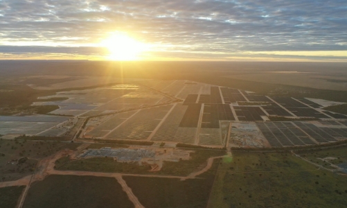 Công viên điện mặt trời Arinos: bước ngoặt trong chuyển dịch năng lượng của Brazil