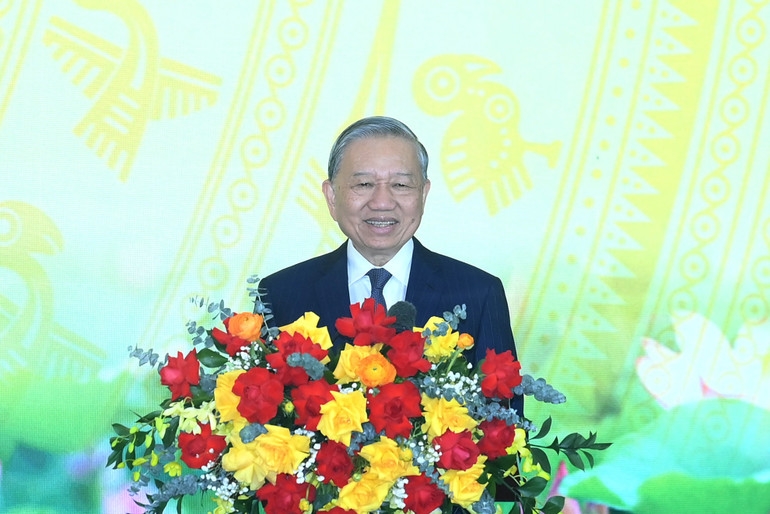 Tổng Bí thư Tô Lâm phát biểu chỉ đạo Hội nghị toàn quốc tổng kết công tác tuyên giáo và dân vận năm 2025, triển khai nhiệm vụ năm 2026. Ảnh: Đăng Khoa