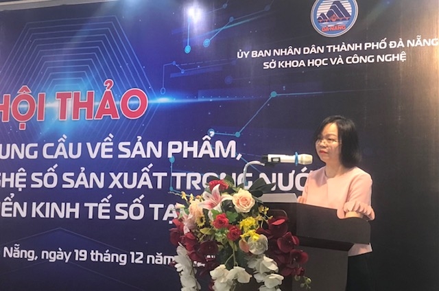 Phó cục trưởng Cục Công nghiệp công nghệ thông tin Đinh Thị Linh Hương phát biểu khai mạc Hội thảo. Ảnh Ngô Anh Văn
