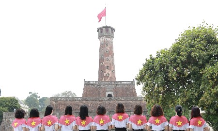 Hà Nội có thêm trải nghiệm mới với tour “Ký ức Cột cờ”