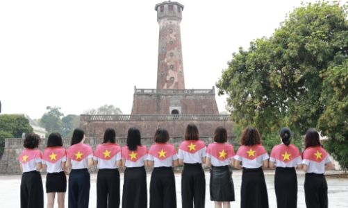 Hà Nội có thêm trải nghiệm mới với tour “Ký ức Cột cờ”