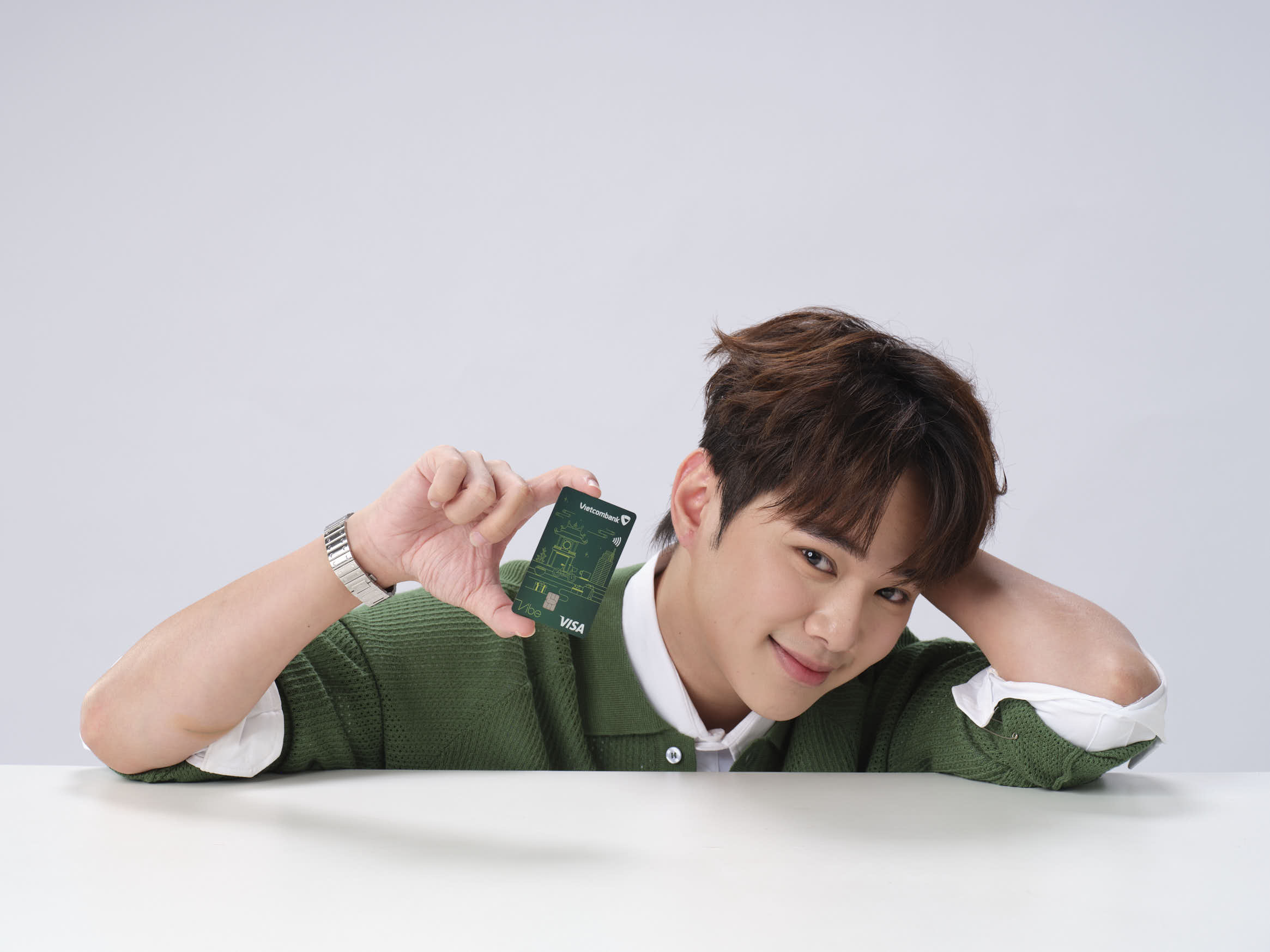 Vì sao thế hệ trẻ chi nhiều hơn mà vẫn “giữ tiền” tốt? - Ảnh 1