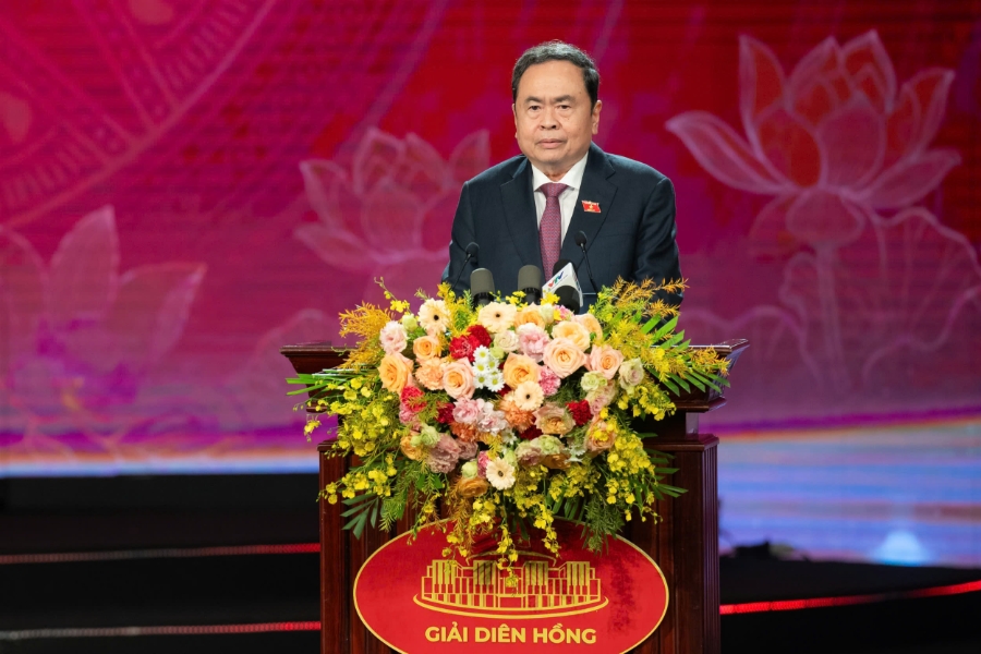 Chủ tịch Quốc hội Trần Thanh Mẫn phát biểu chỉ đạo tại Lễ trao Giải Diên Hồng lần thứ tư. Ảnh: Quốc hội.