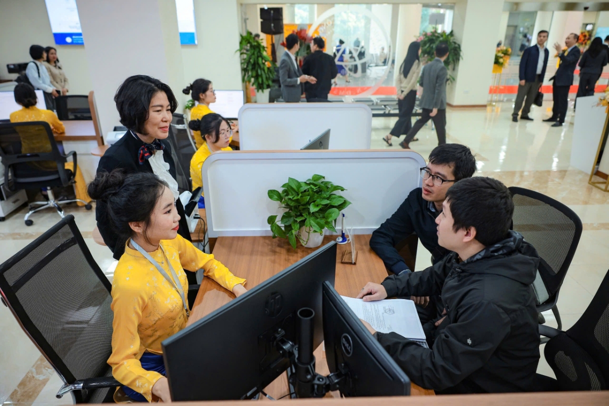 Bộ phận Một cửa của Bộ Khoa học và Công nghệ được tổ chức theo mô hình “một cửa tập trung”, thay cho cách tiếp cận phân tán theo từng đầu mối đơn vị chuyên môn như trước đây.