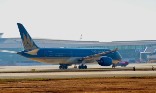 Vietnam Airlines thực hiện chuyến bay chở khách đầu tiên tại Sân bay Long Thành