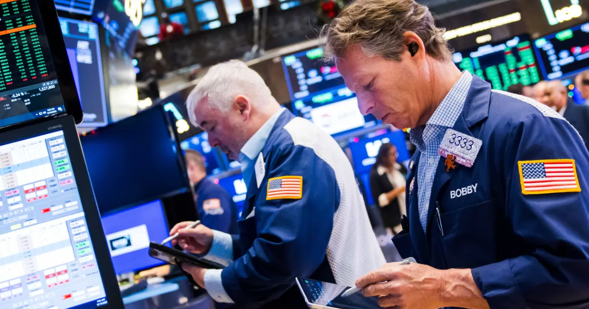 Chứng khoán Mỹ tăng mạnh phiên thứ hai liên tiếp, giá dầu đi lên sau tin Venezuela