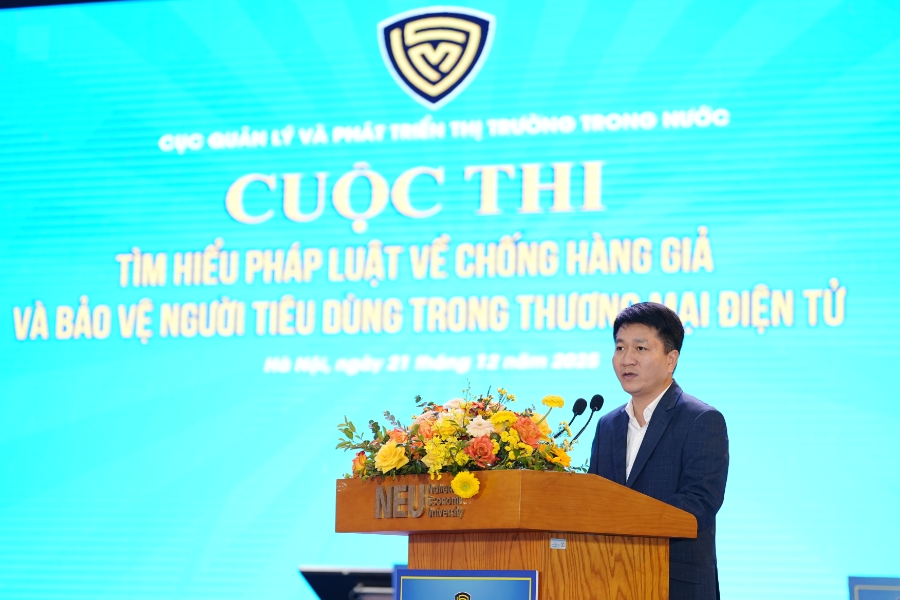 Ông Nguyễn Thanh Bình, Phó Cục trưởng Cục Quản lý và phát triển thị trường trong nước phát biểu tại sự kiện.