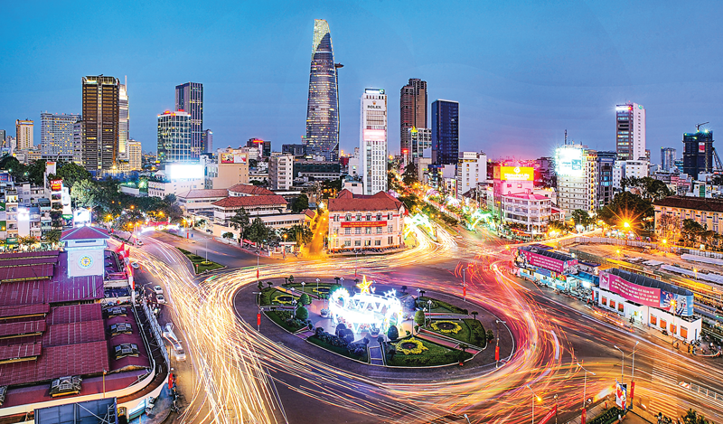 Bắt buộc khai báo mục đích trong giao dịch chuyển tiền vào Trung tâm tài chính