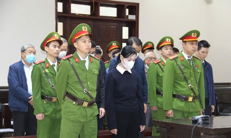 Vụ án Phúc Sơn: Tòa phúc thẩm giảm nhẹ hình phạt cho 15 bị cáo