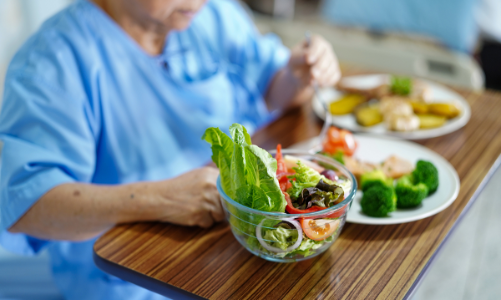 Dinh dưỡng trong điều trị là liều thuốc tốt cho người bệnh