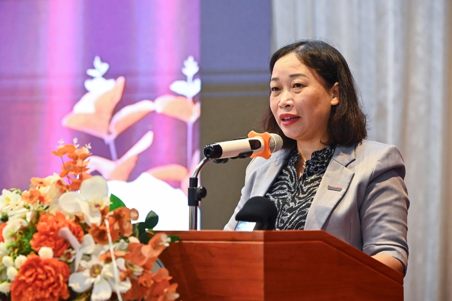 Bà Lương Thị Kiểm: 