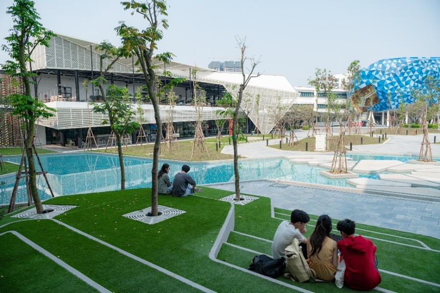 Nhiều đại diện trường đối tác như Đại học London đã nhận xét BUV là “ngôi trường đẹp nhất” trong toàn hệ thống đối tác.