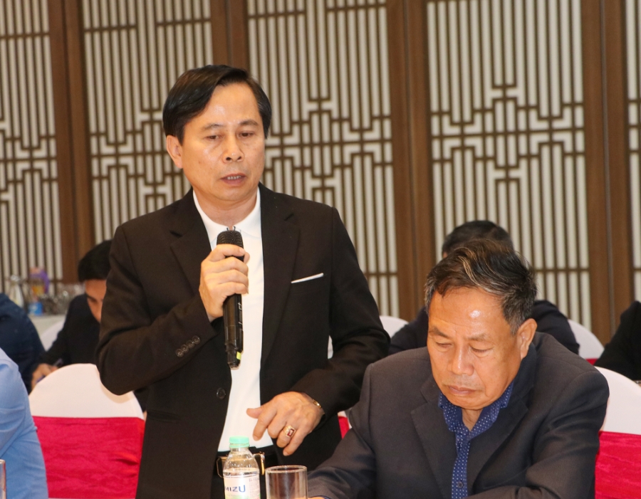 Ông Nguyễn Văn Nghĩa, Phó Chủ tịch Hiệp hội Bất động sản Nghệ An phát biểu ý kiến tại hội nghị