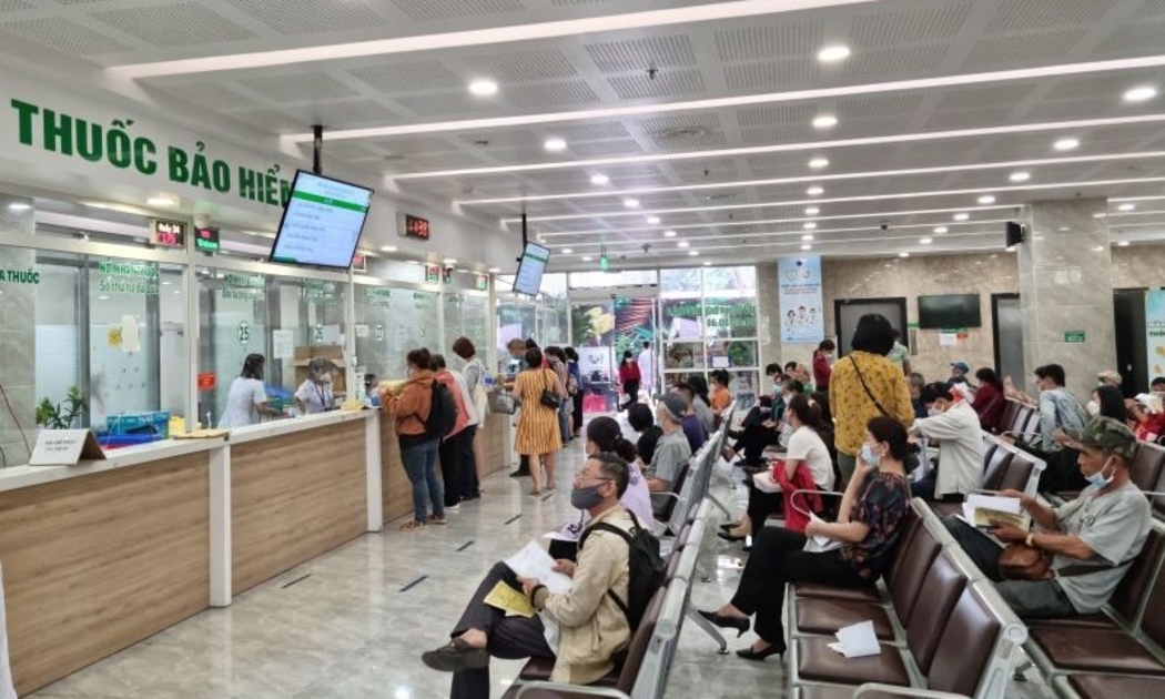 Người đang hưởng trợ cấp hằng tháng được nhà nước đóng bảo hiểm y tế