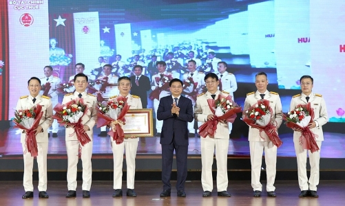 Bộ trưởng Bộ Tài chính nêu 8 nhiệm vụ trọng tâm với ngành thuế trong năm 2026